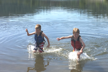 Swimming season is off to a great start! Before you jump in, make sure it’s safe to swim.